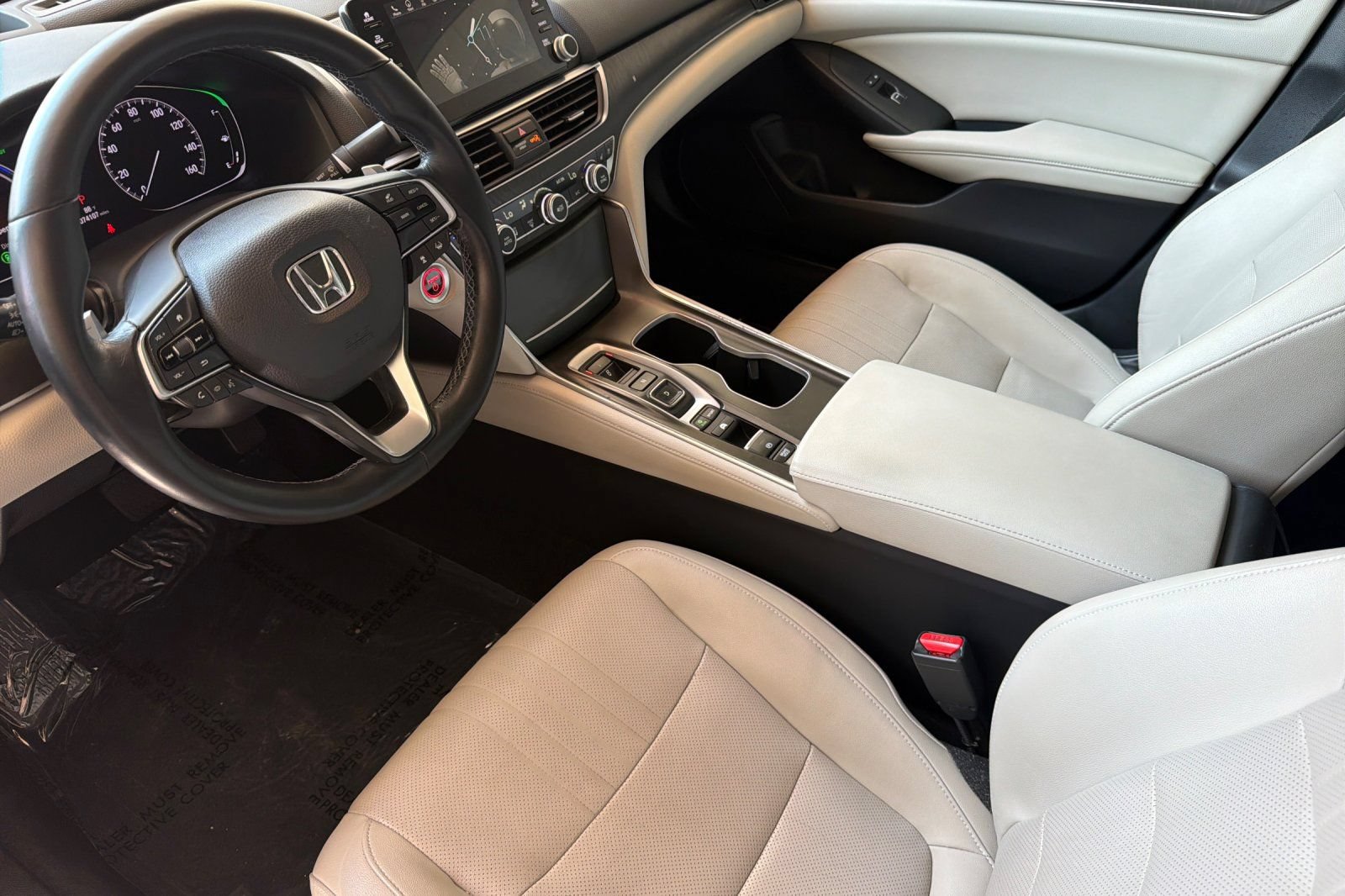 Used 2019 Honda Accord Touring image 10