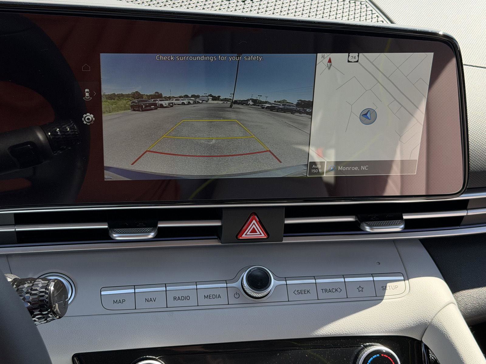 New 2026 Hyundai Elantra Limited image 12