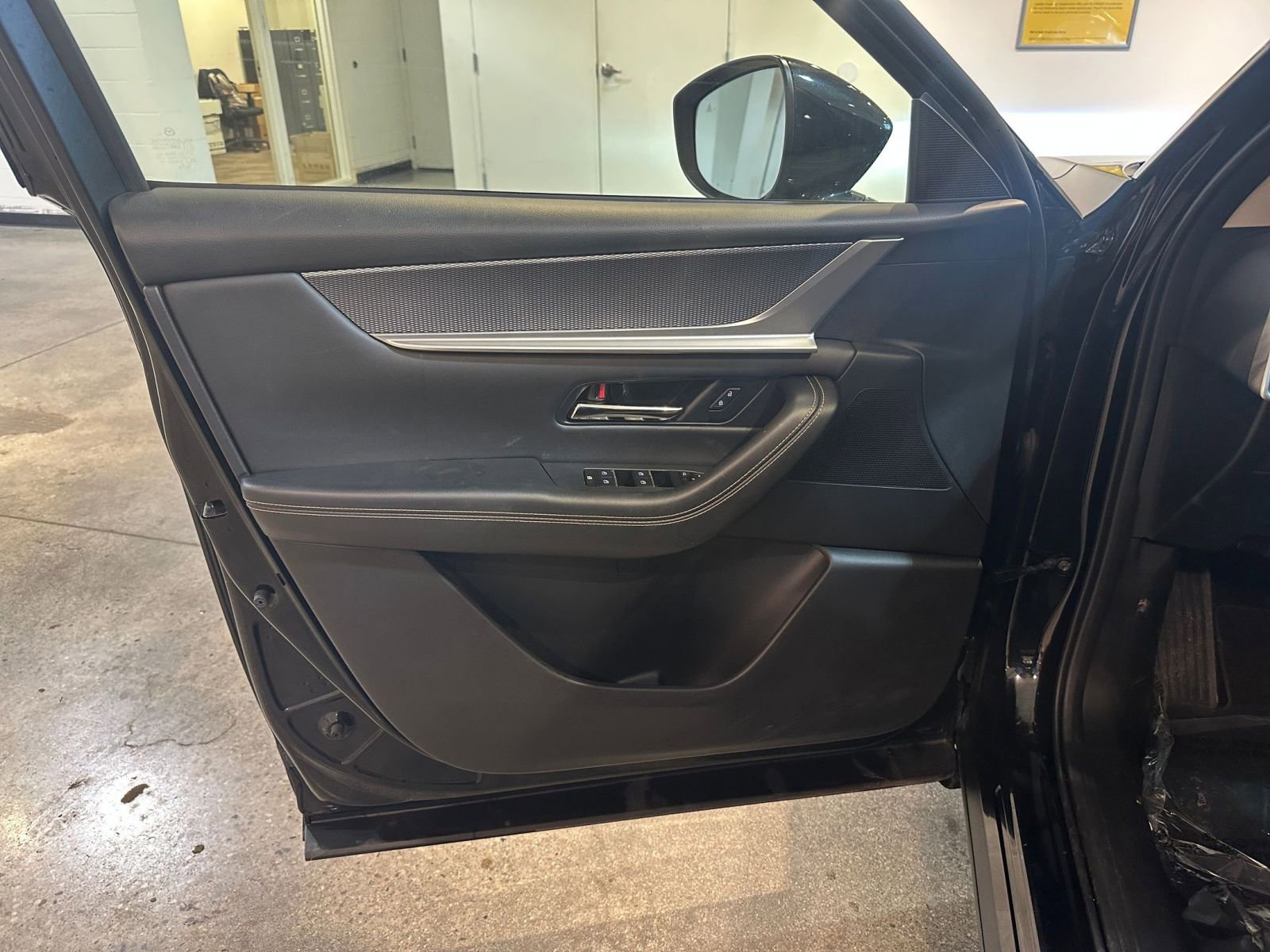 Used 2025 MAZDA CX-90 3.3 Turbo w/ Preferred Package image 20