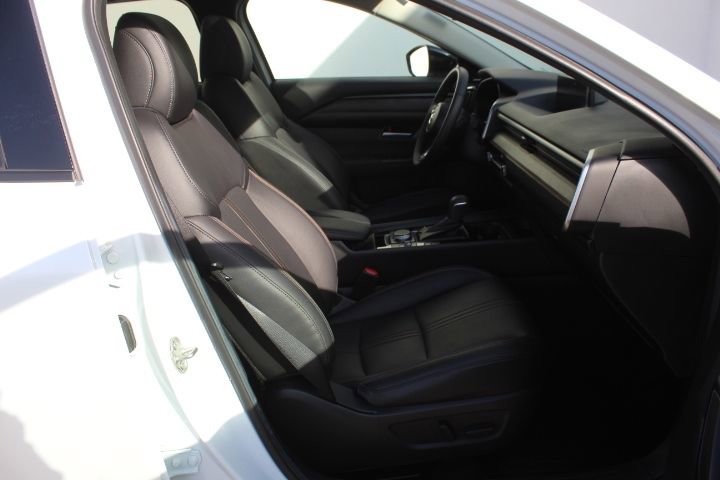 Certified 2025 MAZDA CX-50 AWD 2.5 Hybrid w/ Premium Pkg image 40