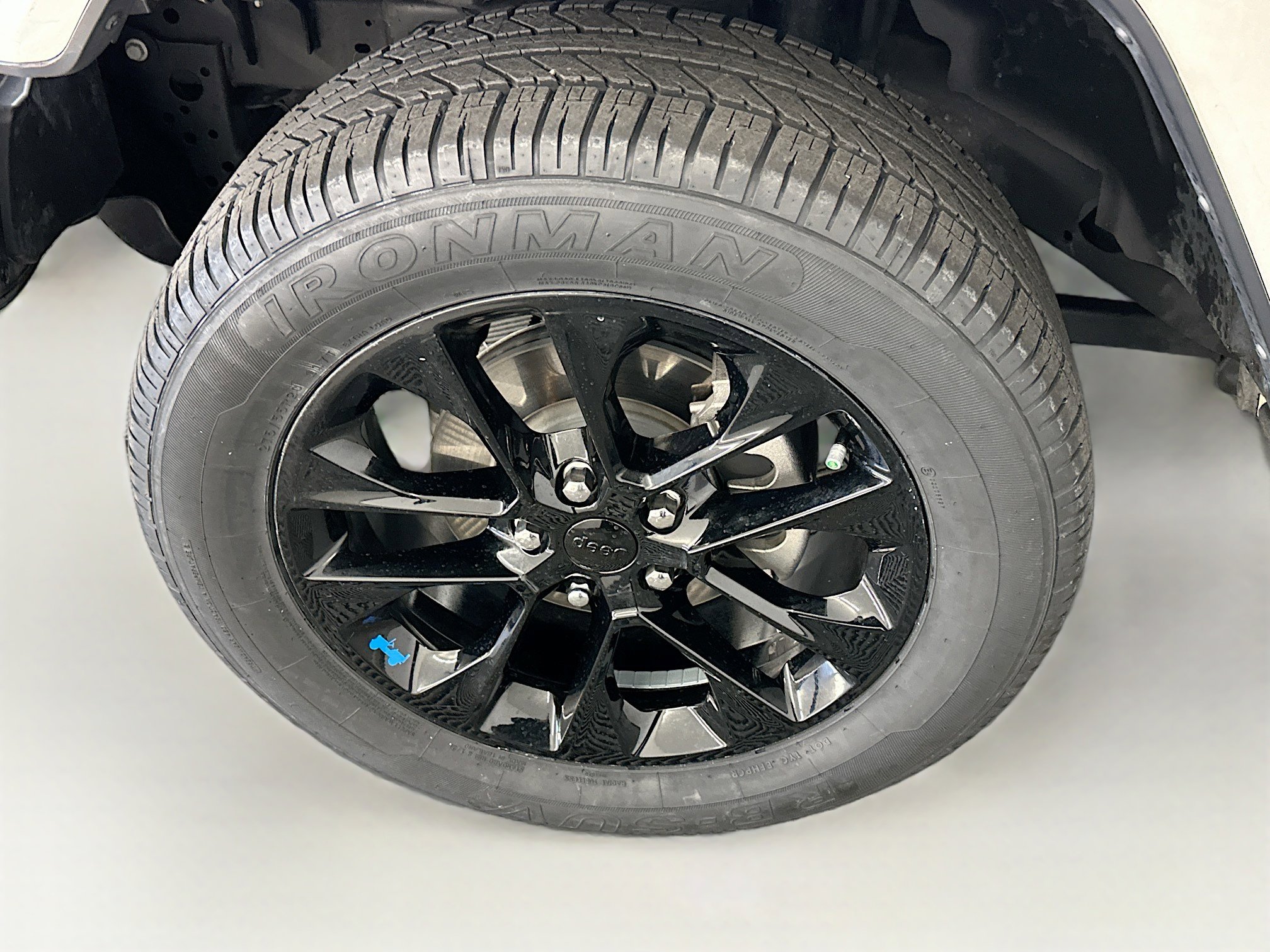 Used 2022 Jeep Wrangler Sahara AWD/4WD image 11