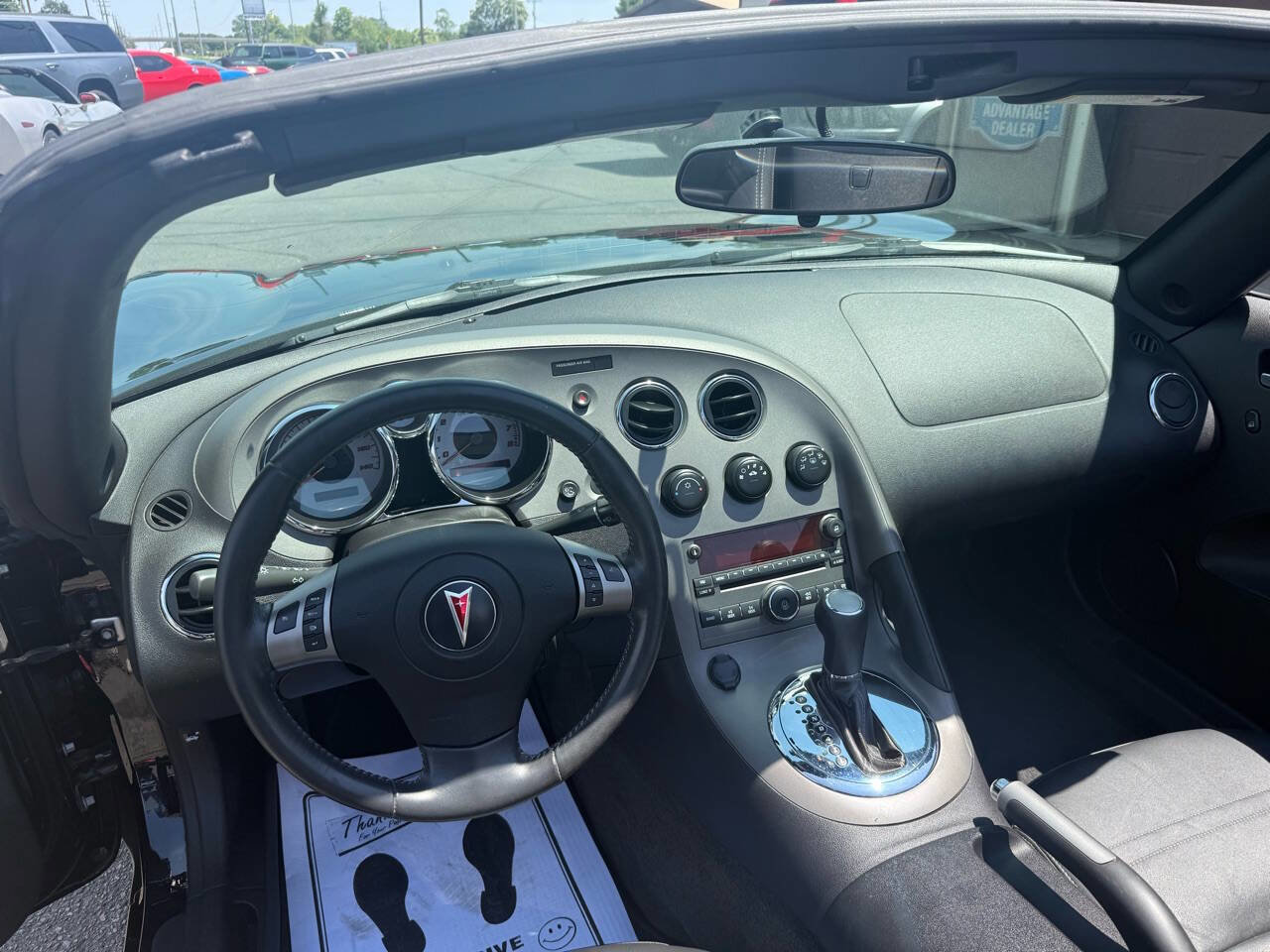 Used 2007 Pontiac Solstice Convertible w/ Premium Package RWD image 38