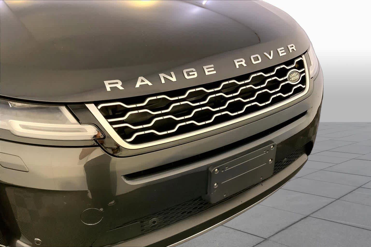 Used 2023 Land Rover Range Rover Evoque SE AWD/4WD image 32
