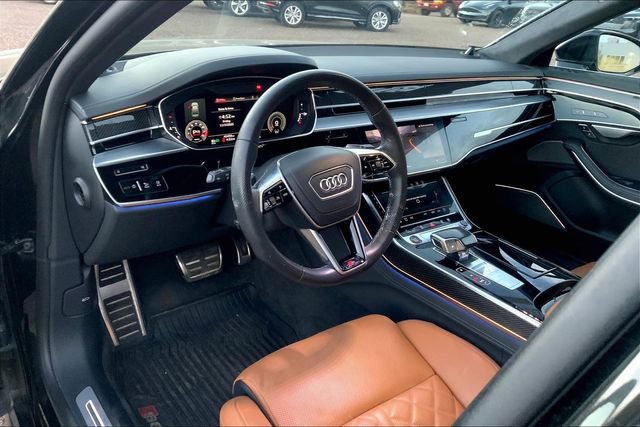 Used 2022 Audi S8 image 14