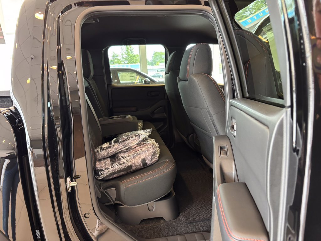 New 2026 Nissan Frontier PRO-4X w/ Tow Package AWD/4WD image 26
