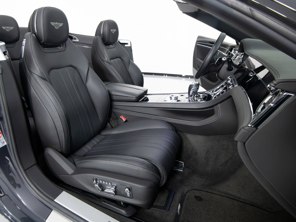 Used 2020 Bentley Continental GT AWD/4WD image 32