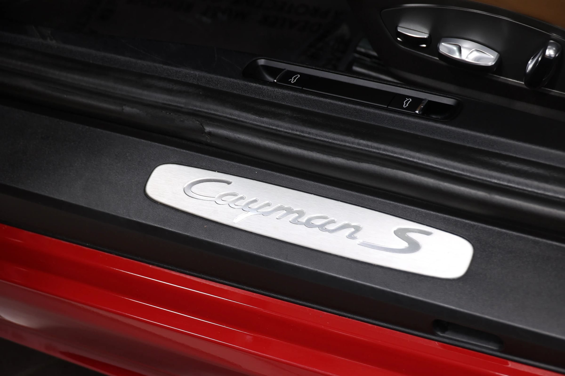 Used 2017 Porsche 718 Cayman S RWD image 16