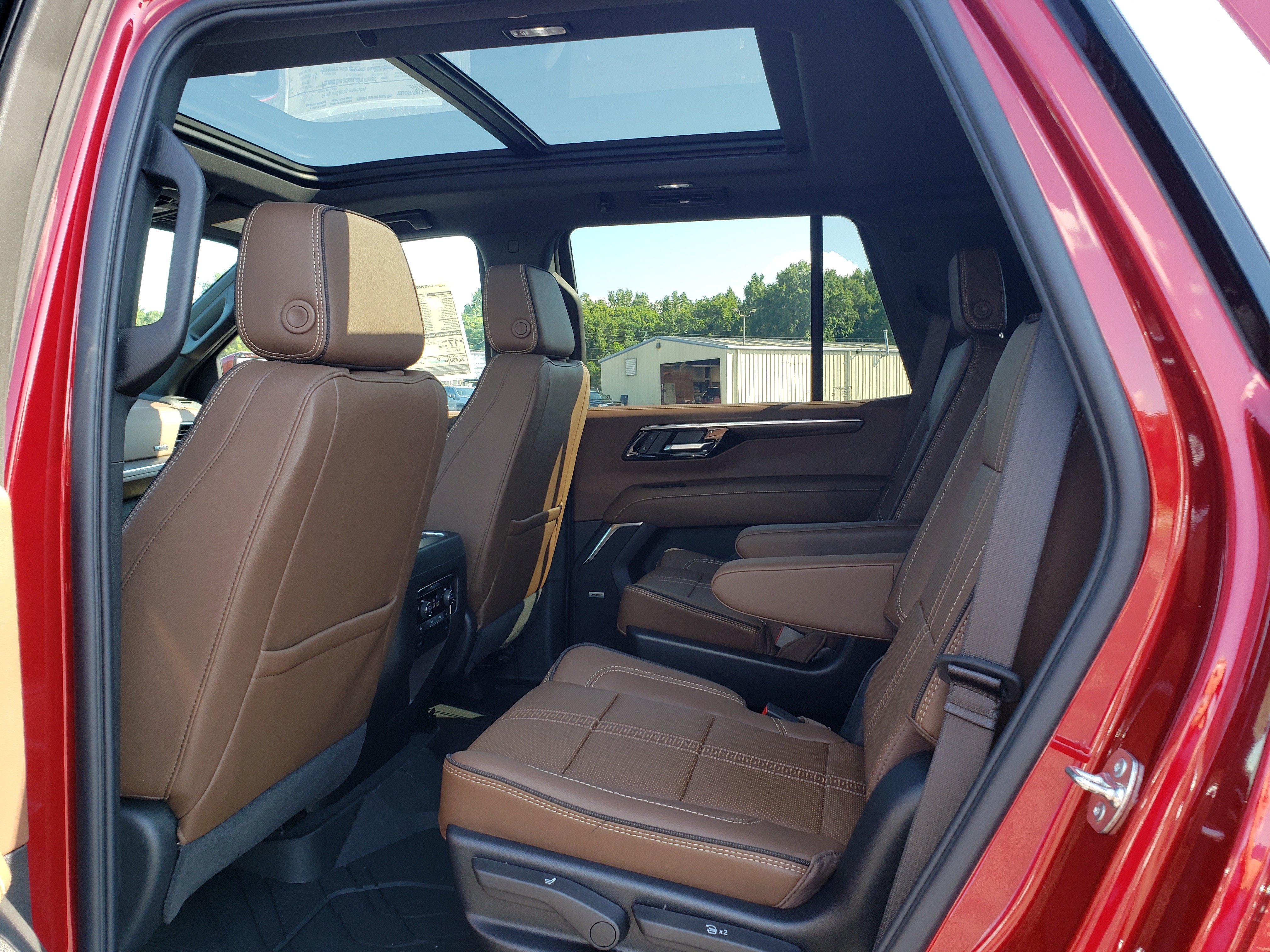 New 2026 Chevrolet Tahoe High Country w/ Sun And Tow Package RWD image 32