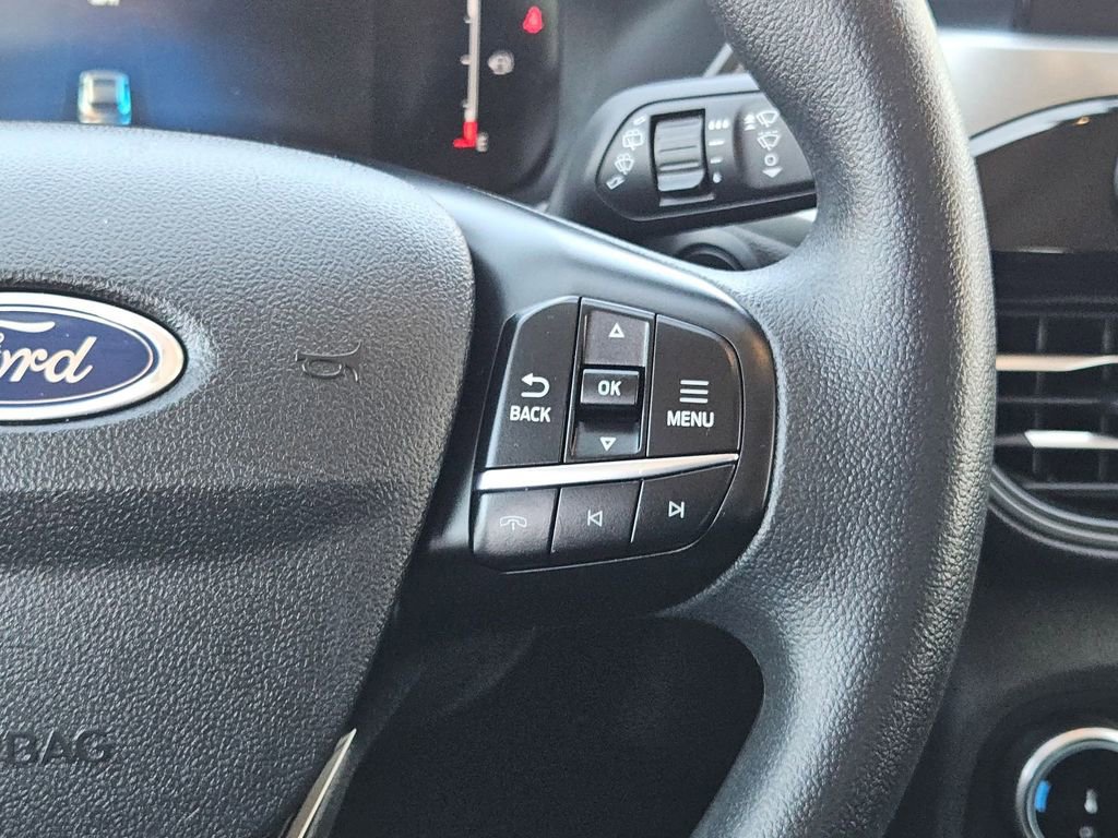 Used 2025 Ford Escape Active AWD/4WD image 25