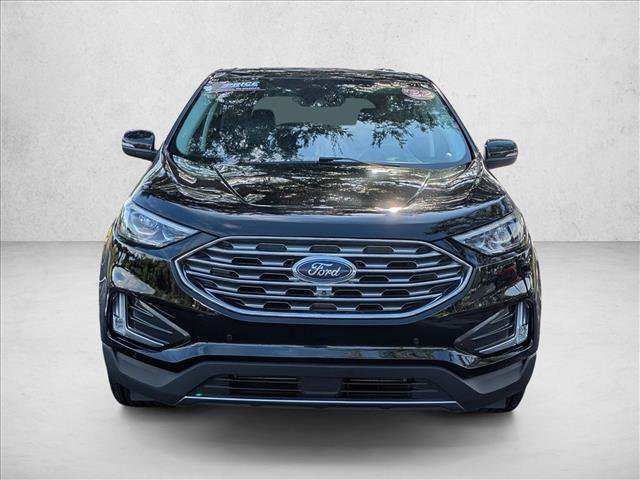 Used 2022 Ford Edge Titanium w/ Equipment Group 301A AWD/4WD image 2