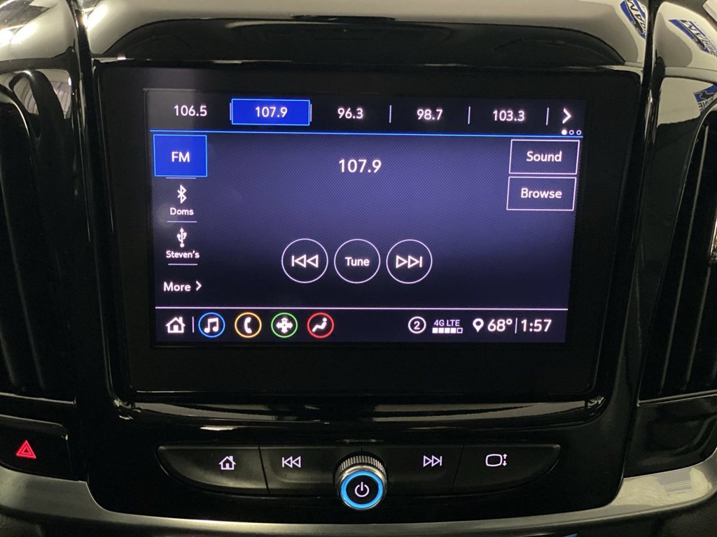 Used 2021 Chevrolet Traverse LT FWD image 18