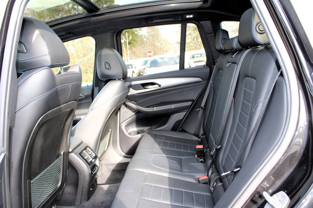 Used 2018 BMW X3 M40i image 16