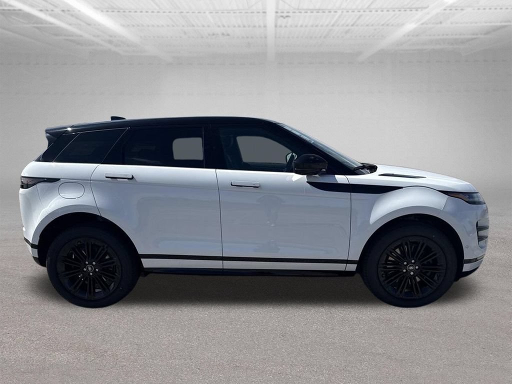 Used 2026 Land Rover Range Rover Evoque Dynamic SE AWD/4WD image 5