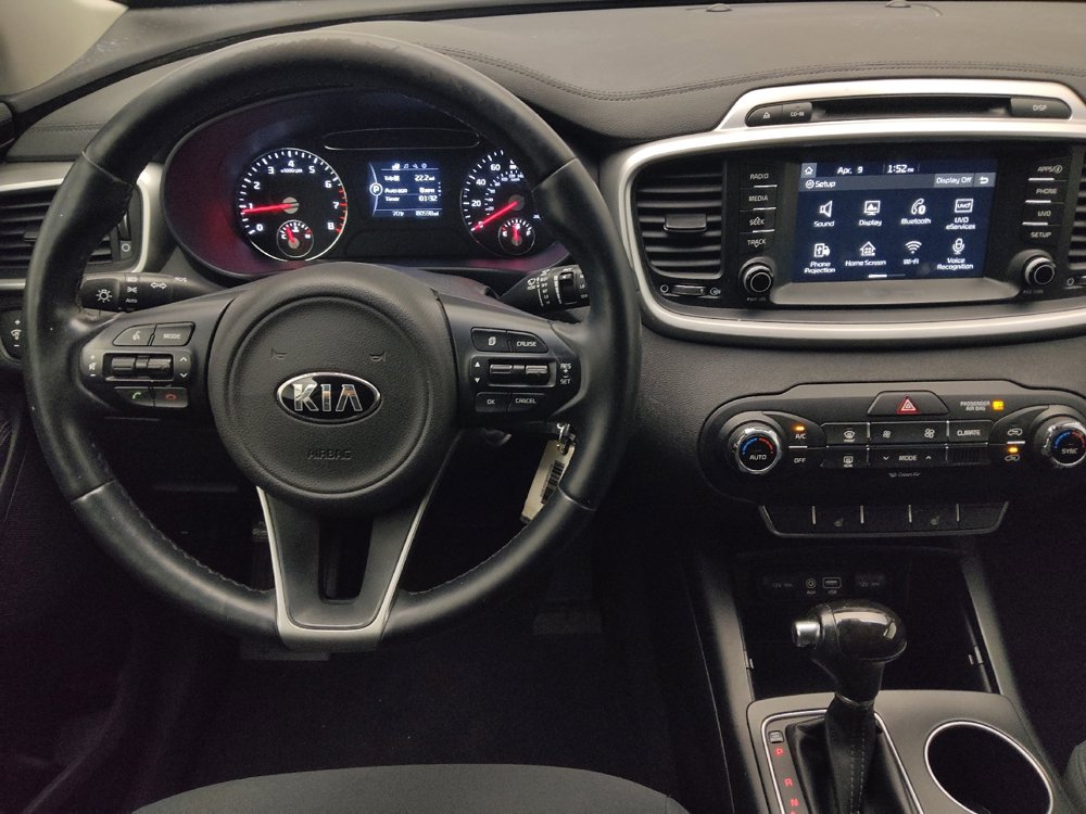 Used 2018 Kia Sorento LX image 22