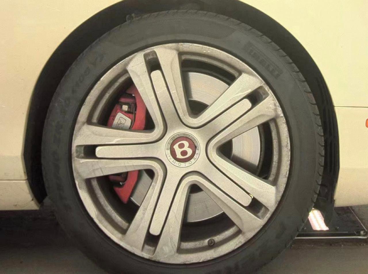 Used 2013 Bentley Continental GT w/ Color Specification Pkg image 17