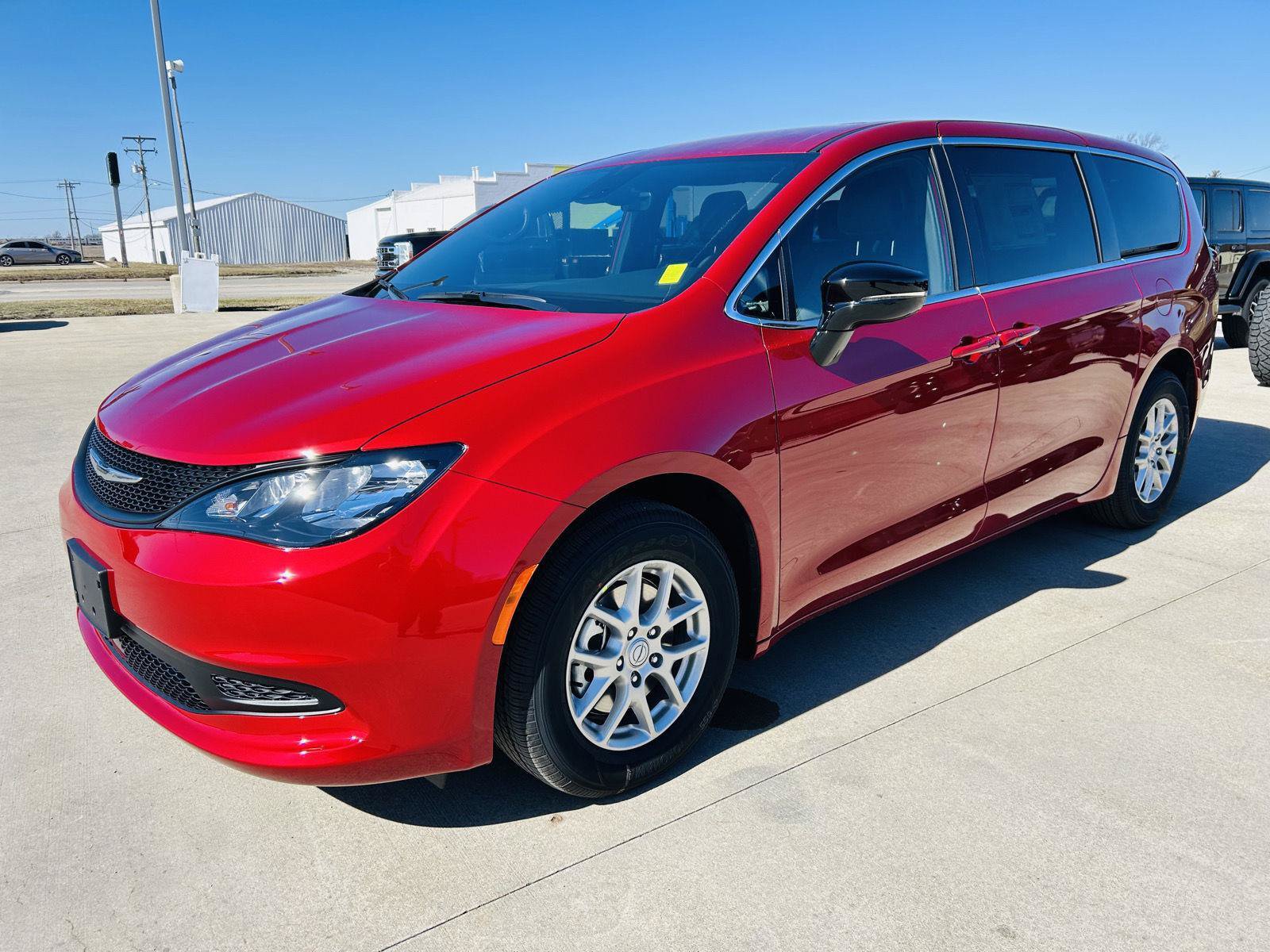 New 2026 Chrysler Voyager LX FWD image 35