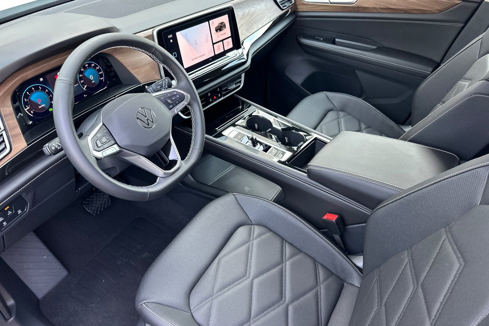 New 2026 Volkswagen Atlas SE image 8