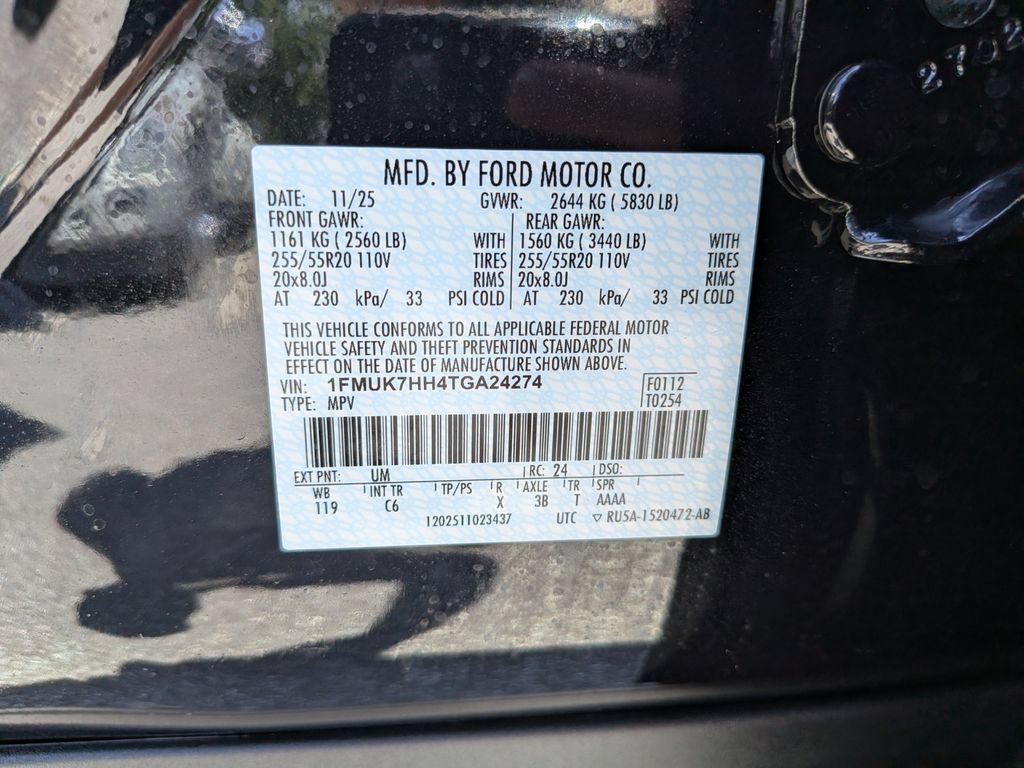 Used 2026 Ford Explorer Platinum RWD image 39