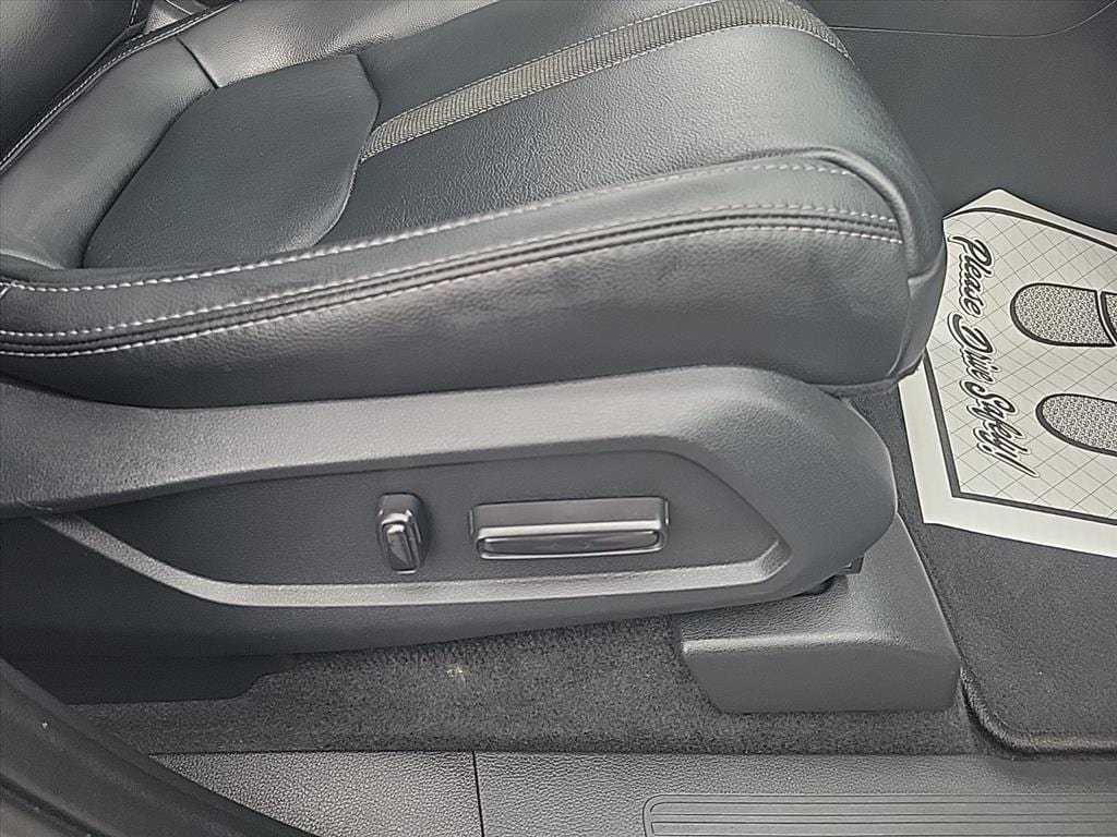 Used 2023 Honda Pilot Touring image 31