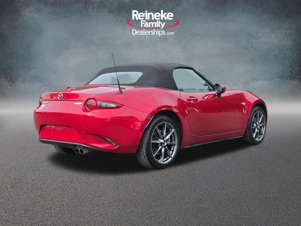Used 2016 MAZDA MX-5 Miata Grand Touring RWD image 5