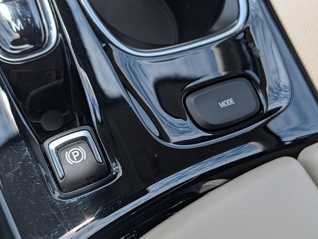 Used 2022 Buick Envision Essence w/ Safety Package AWD/4WD image 48