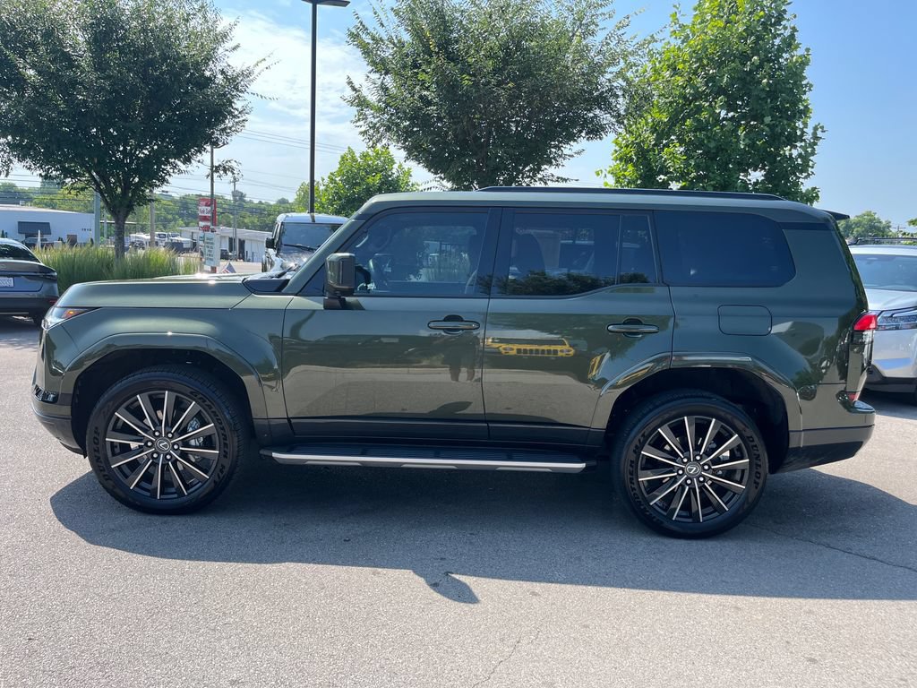 Used 2025 Lexus GX 550 w/ Accessory Package (Z1) AWD/4WD video 4