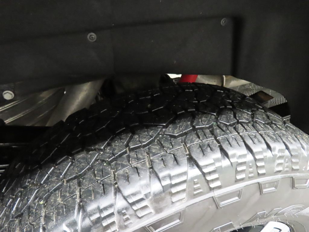 Used 2025 GMC Sierra 3500 Denali image 38