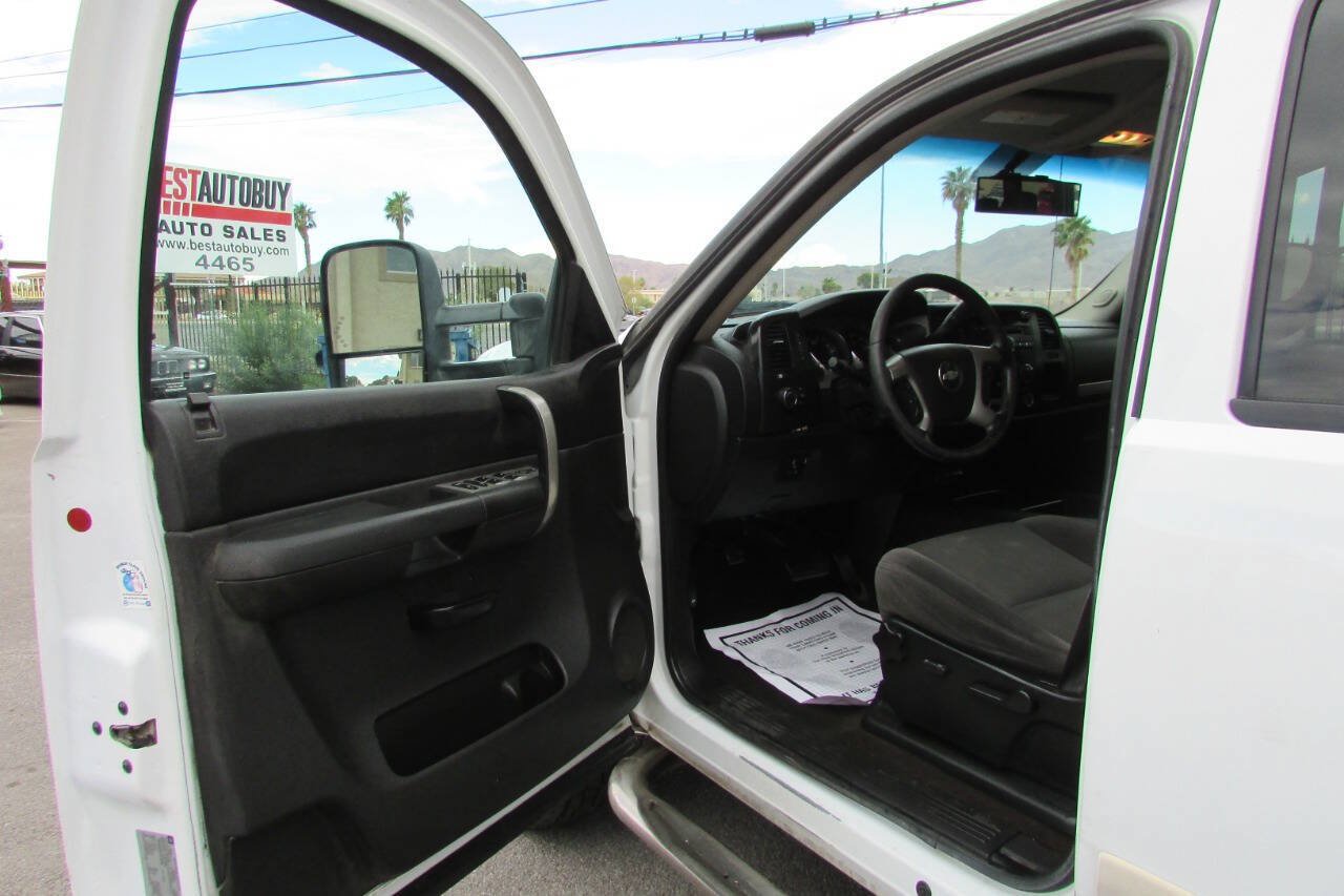 Used 2007 Chevrolet Silverado 2500 LT w/ 2LT Convenience Package AWD/4WD image 16