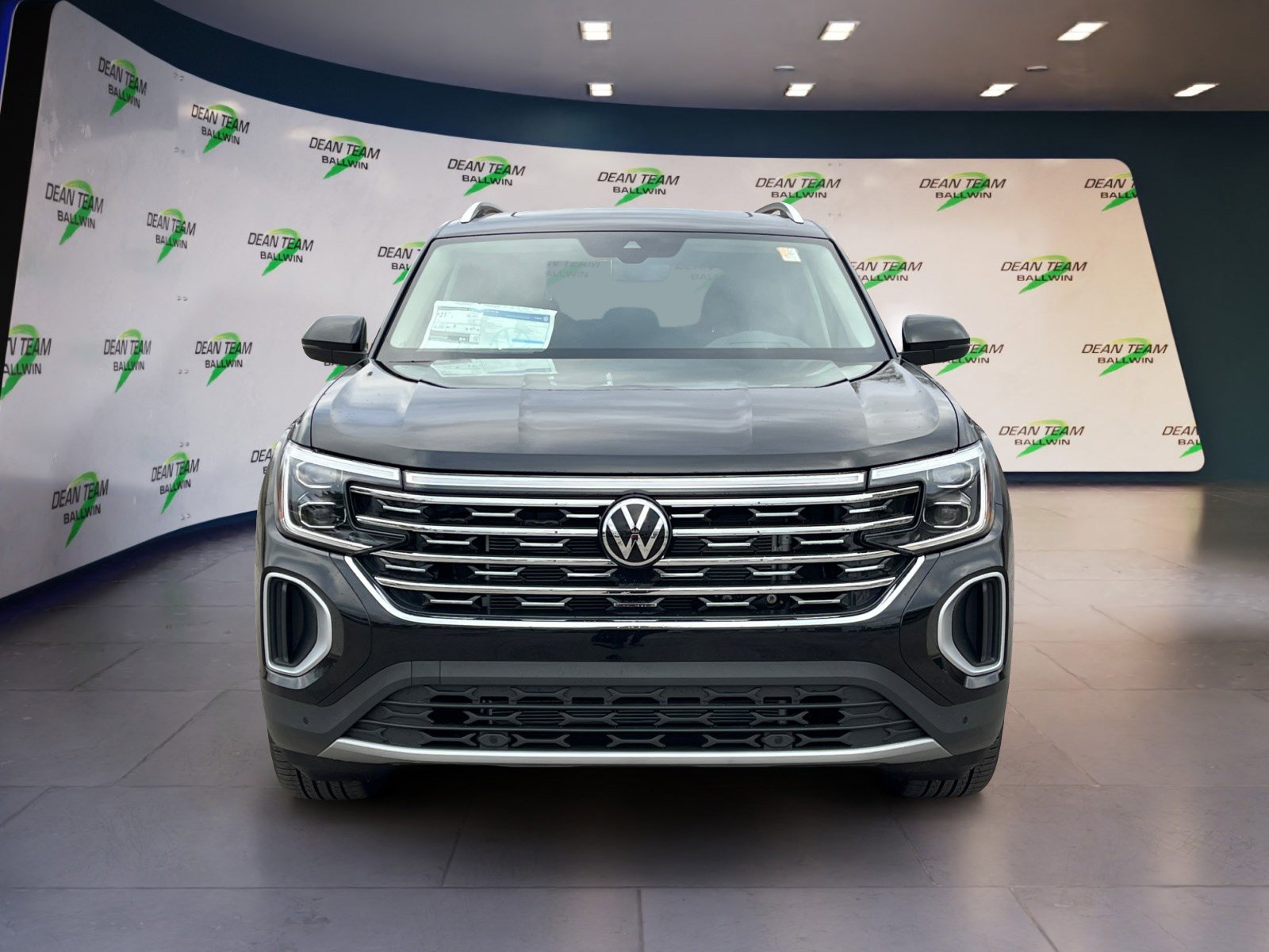 New 2026 Volkswagen Atlas SEL image 2