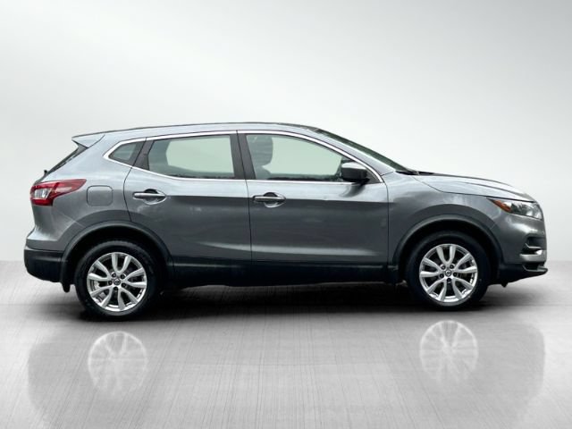 Used 2022 Nissan Rogue Sport S FWD image 3
