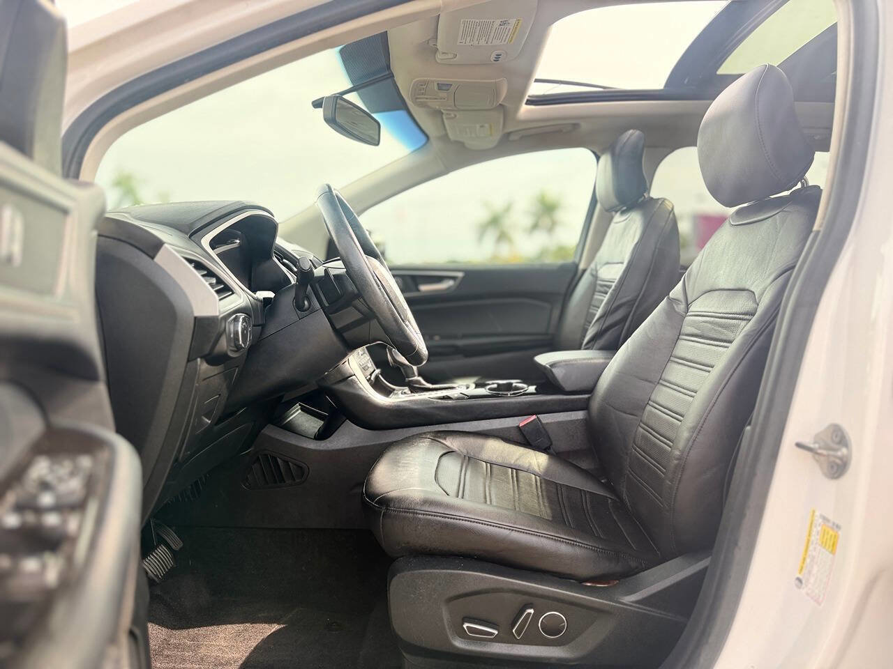 Used 2017 Ford Edge SEL w/ Equipment Group 201A FWD image 13