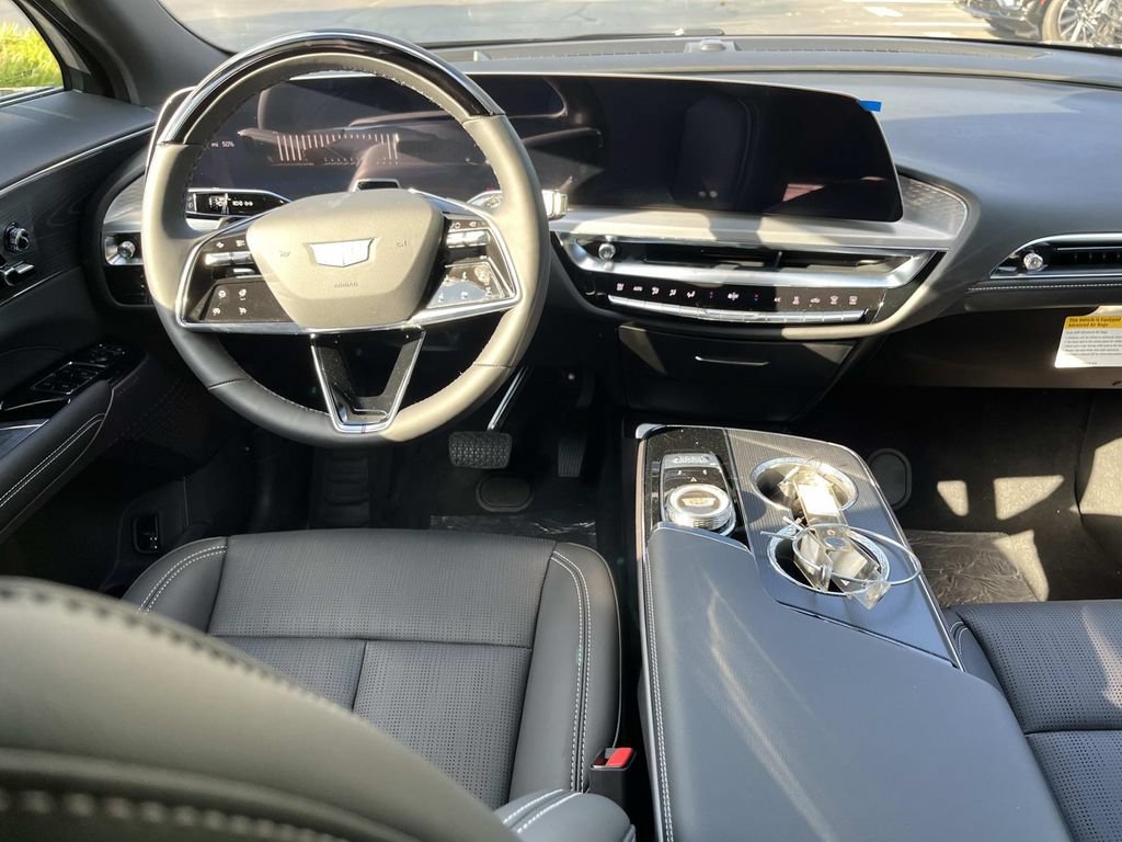 New 2026 Cadillac Lyriq Sport AWD/4WD image 12
