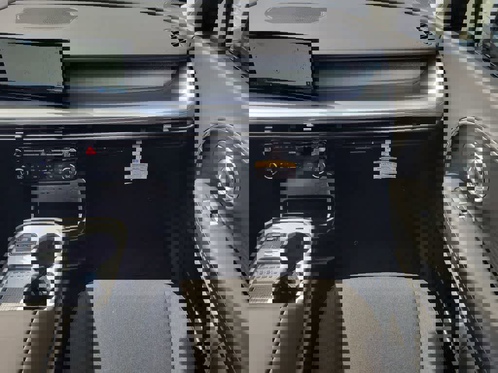 New 2026 Hyundai Ioniq 9 SE image 15