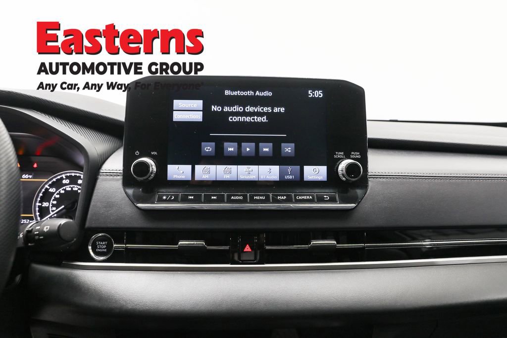 Used 2024 Mitsubishi Outlander SE image 12