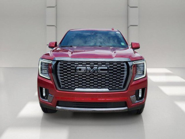 Used 2024 GMC Yukon Denali Ultimate AWD/4WD image 2
