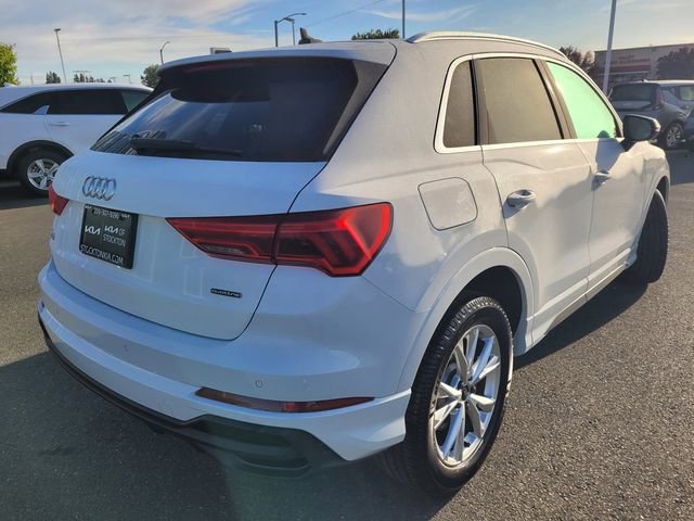 Used 2023 Audi Q3 2.0T Premium w/ Convenience Package AWD/4WD image 4