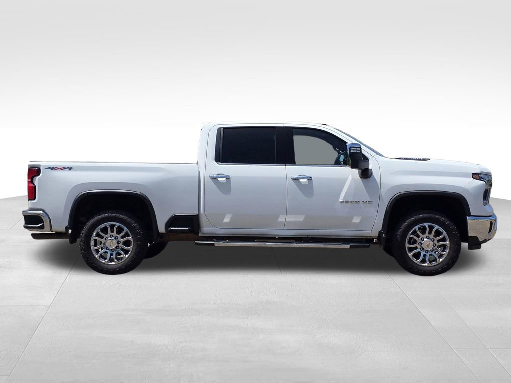 Certified 2025 Chevrolet Silverado 2500 LTZ AWD/4WD image 6