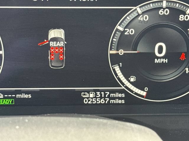 Used 2023 Mitsubishi Outlander SEL AWD/4WD image 23