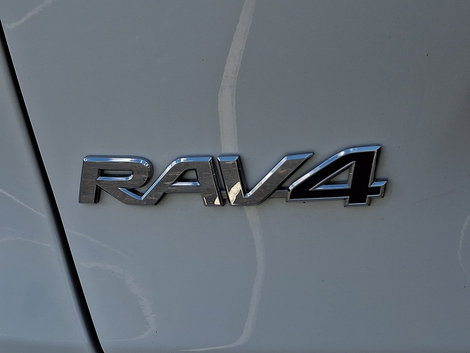 Used 2023 Toyota RAV4 XLE w/ XLE Grade Weather Package AWD/4WD image 29