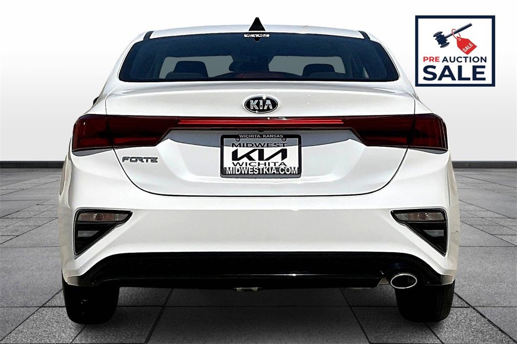 Certified 2021 Kia Forte LXS image 4