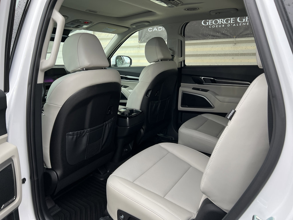 New 2025 Kia Telluride S image 12