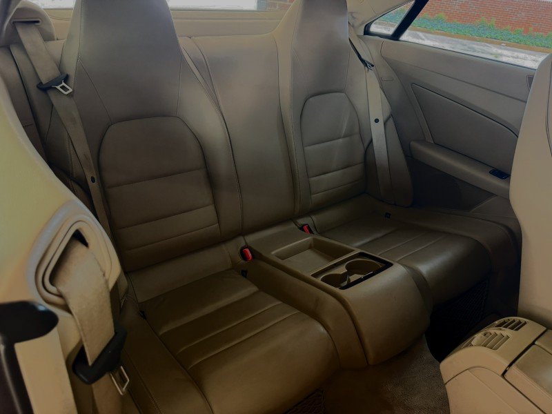 Used 2010 Mercedes-Benz E 550 Coupe image 31