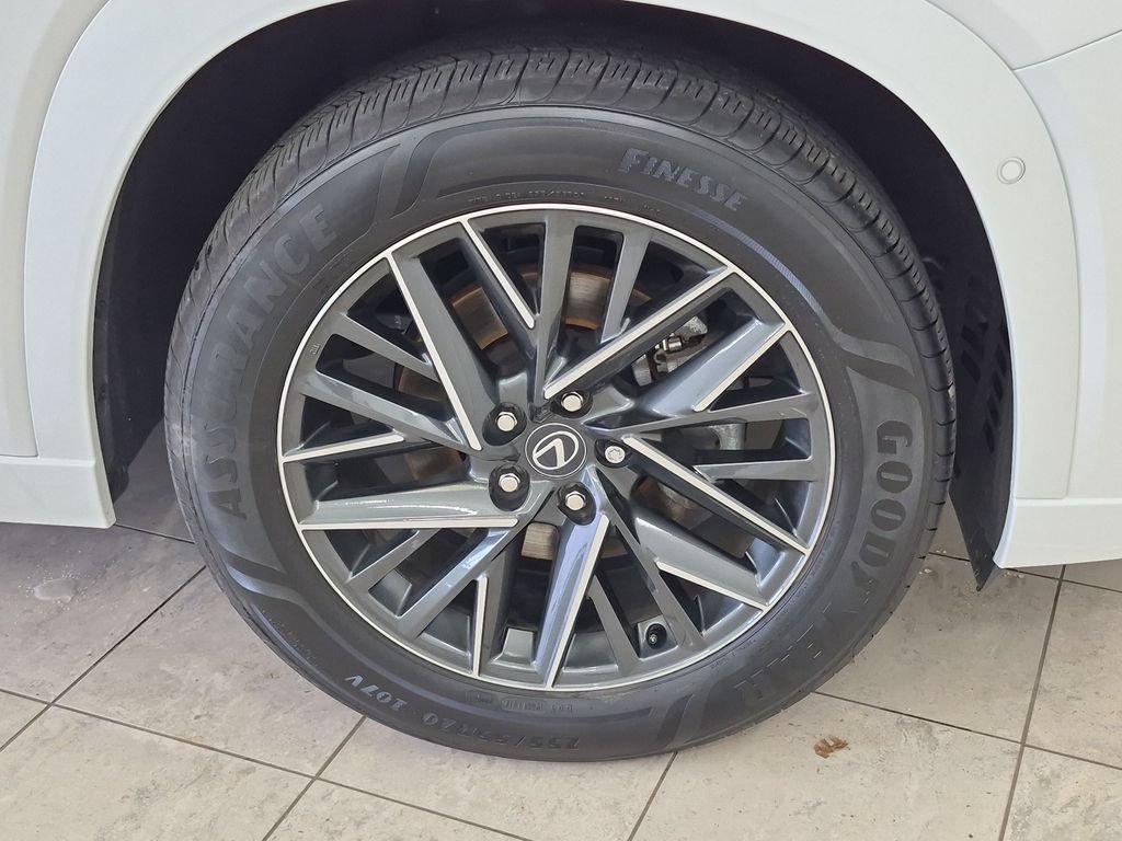Used 2025 Lexus TX 350 AWD w/ Technology Package image 12