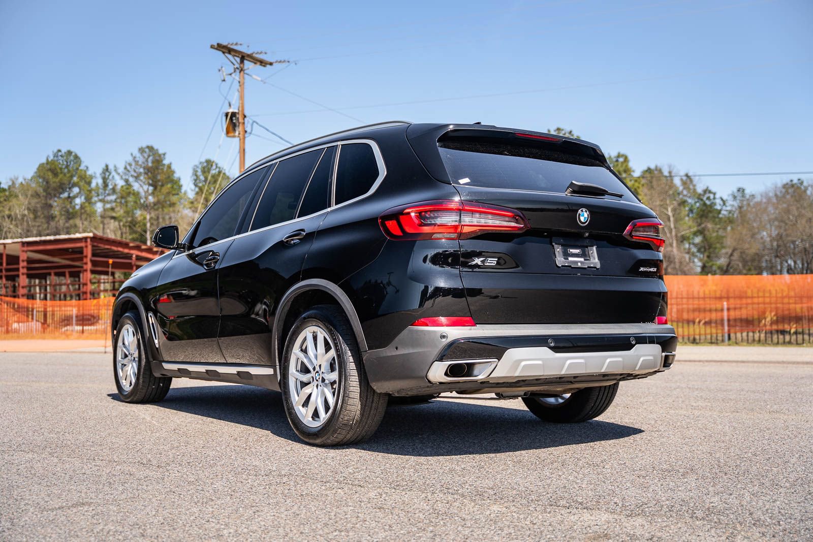 Used 2023 BMW X5 xDrive40i w/ Premium Package AWD/4WD image 5
