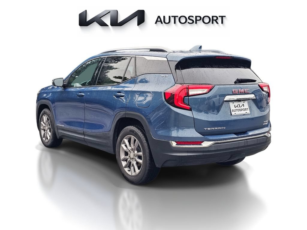 Used 2024 GMC Terrain SLT AWD/4WD image 13