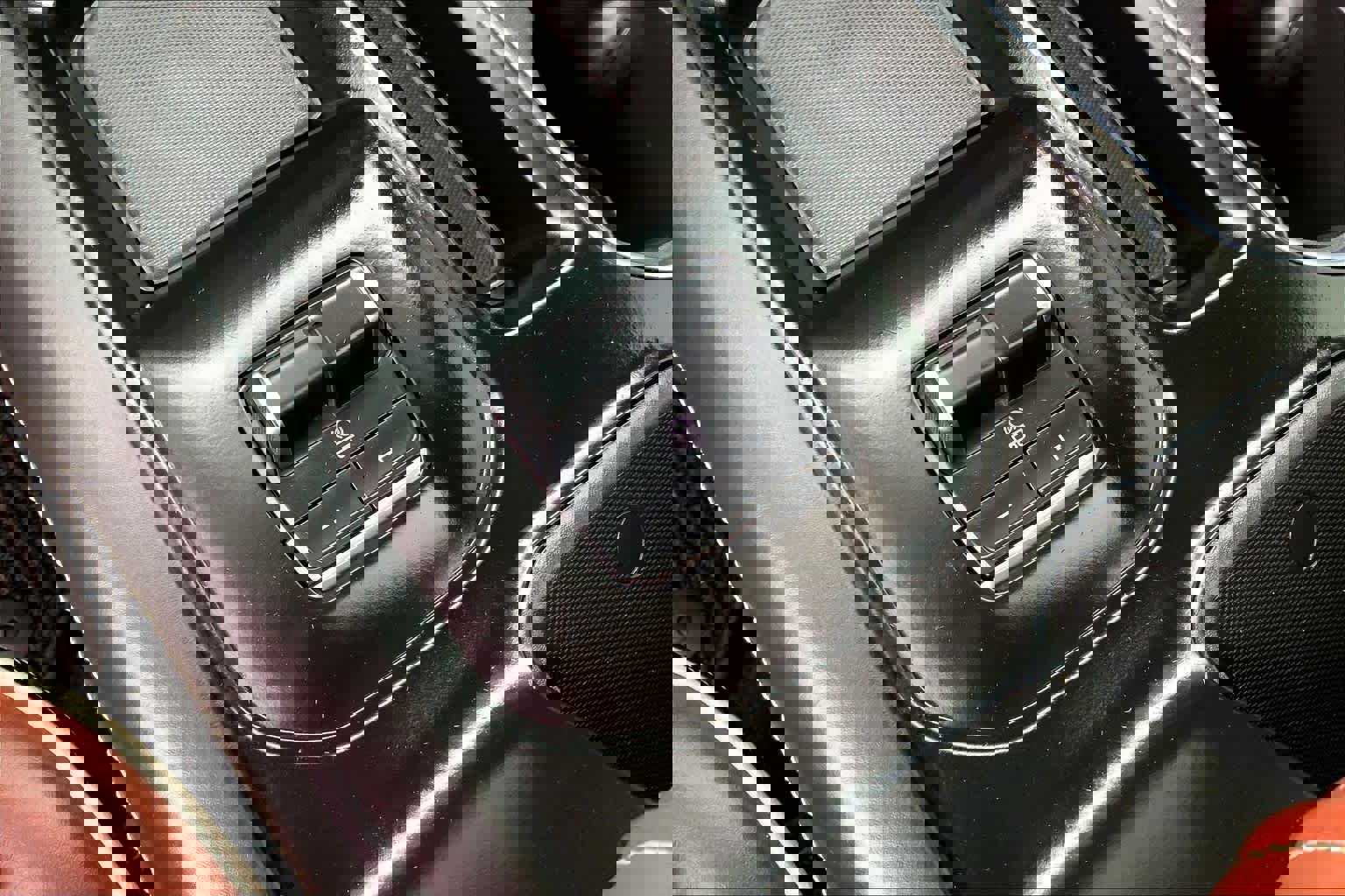 Used 2025 GMC Sierra 2500 Denali Ultimate image 32