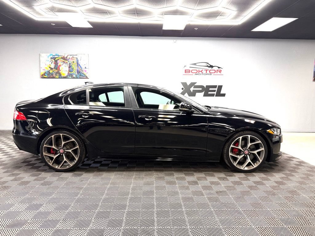 Used 2018 Jaguar XE S RWD image 16