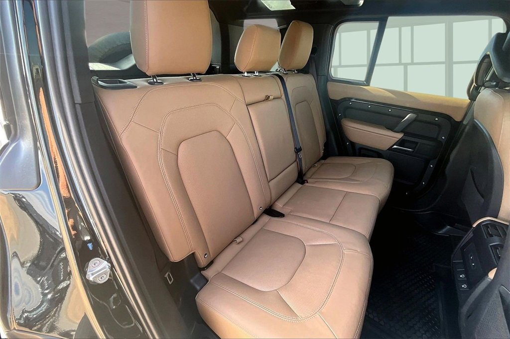 Certified 2025 Land Rover Defender 110 S image 28