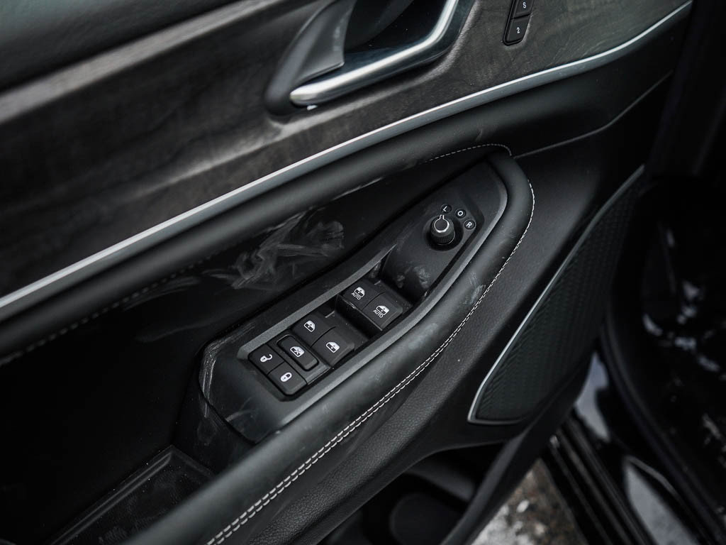 New 2026 Jeep Grand Cherokee Limited AWD/4WD image 19