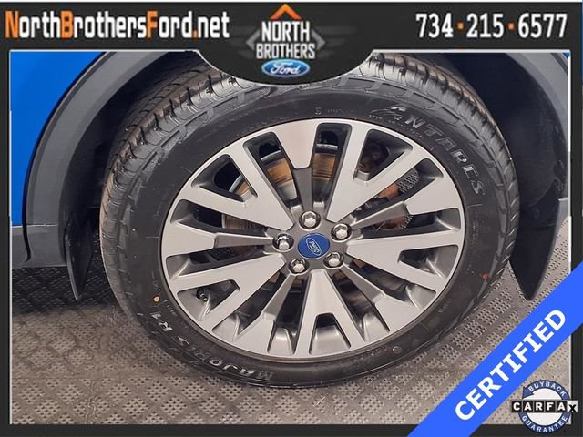 Used 2020 Ford Escape Titanium image 30